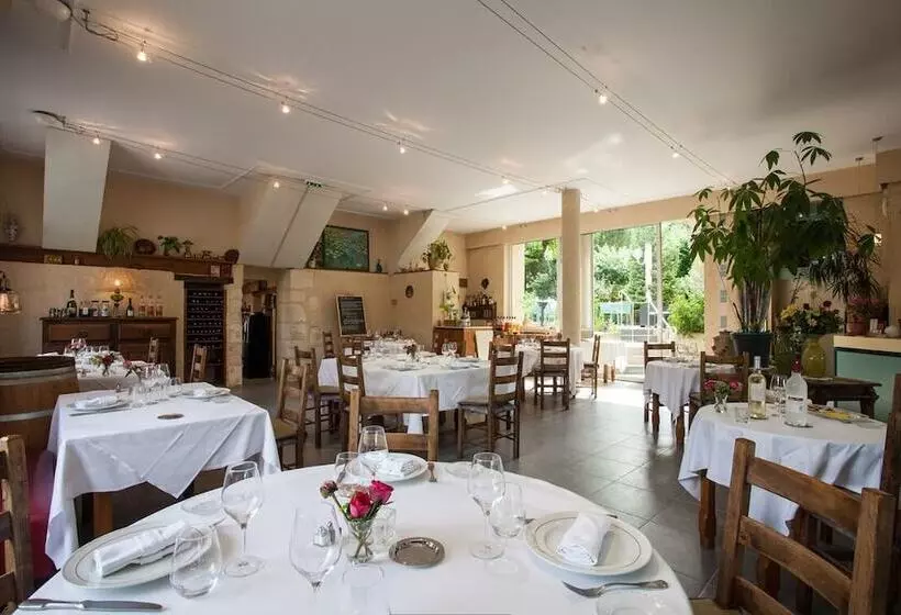 ホテル Le Lion D Or