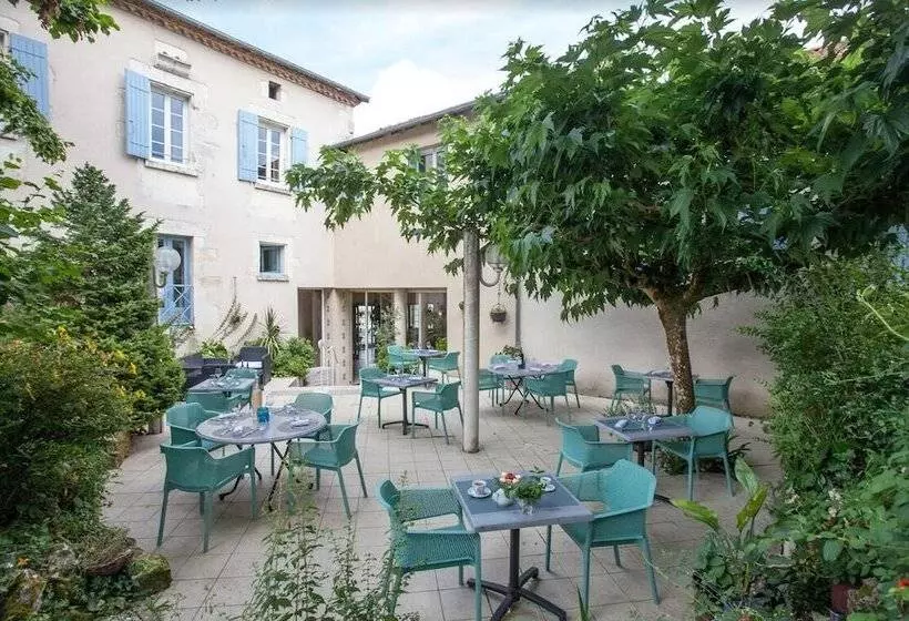 ホテル Le Lion D Or