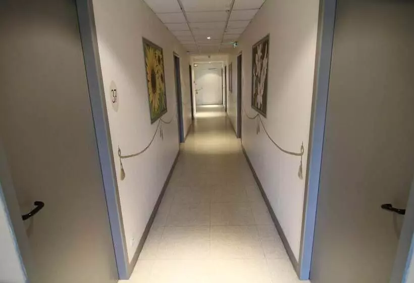 فندق Le Saint Vincent Lyon Sud