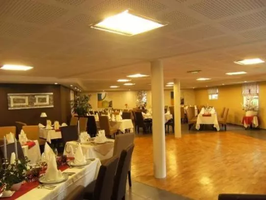 酒店 Logis Hôtel De La Tour