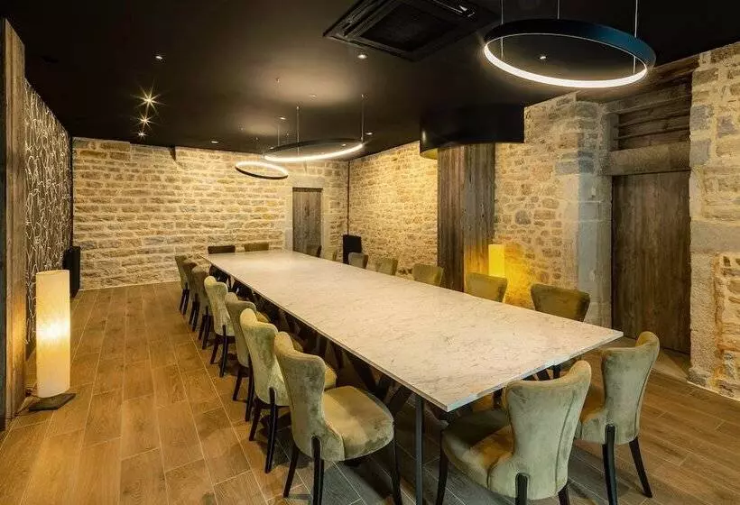 בית מלון כפרי Logis Hôtel Parenthèse, Restaurant & Spa