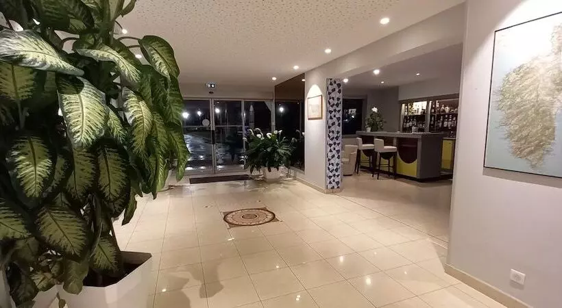 בית מלון כפרי Poretta