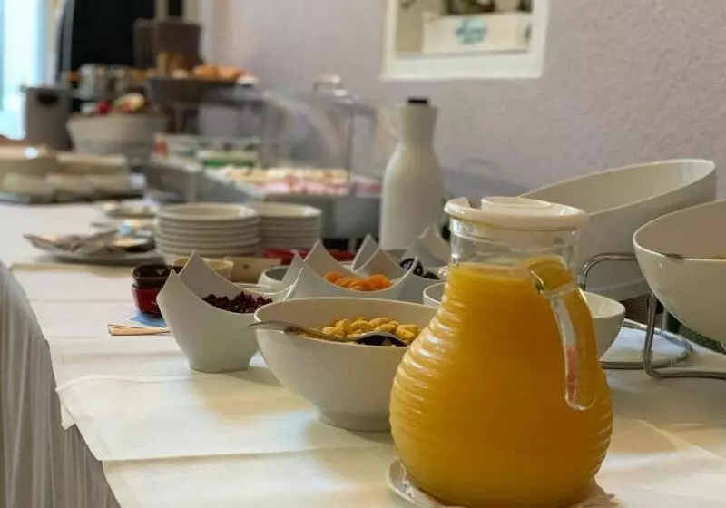 فندق Logis Hôtel Restaurant Ritter Hoft