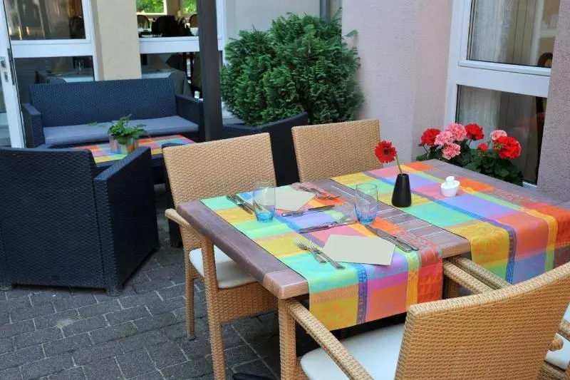 فندق Logis Hôtel Restaurant Ritter Hoft