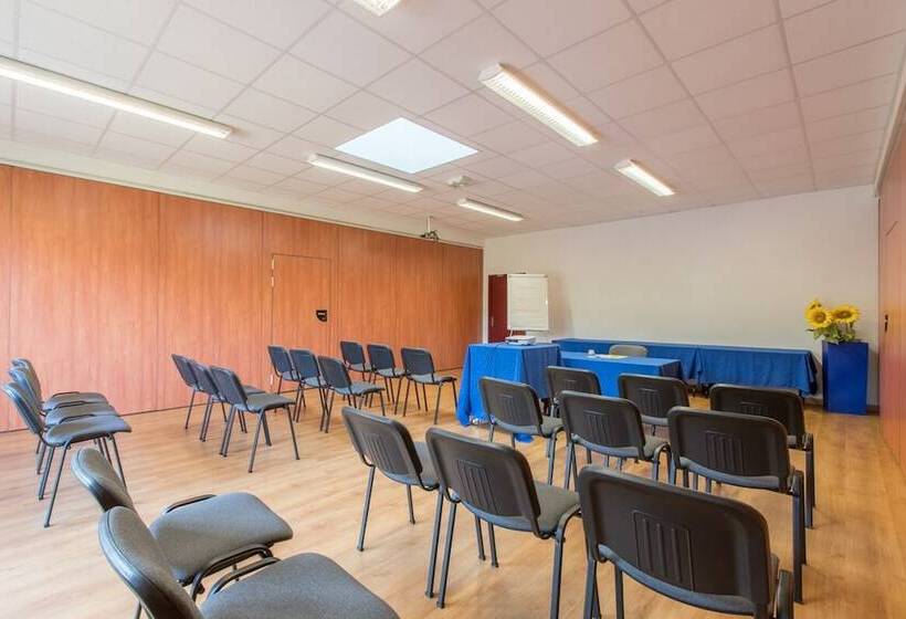 Отель Logis Hôtel Restaurant Solenca