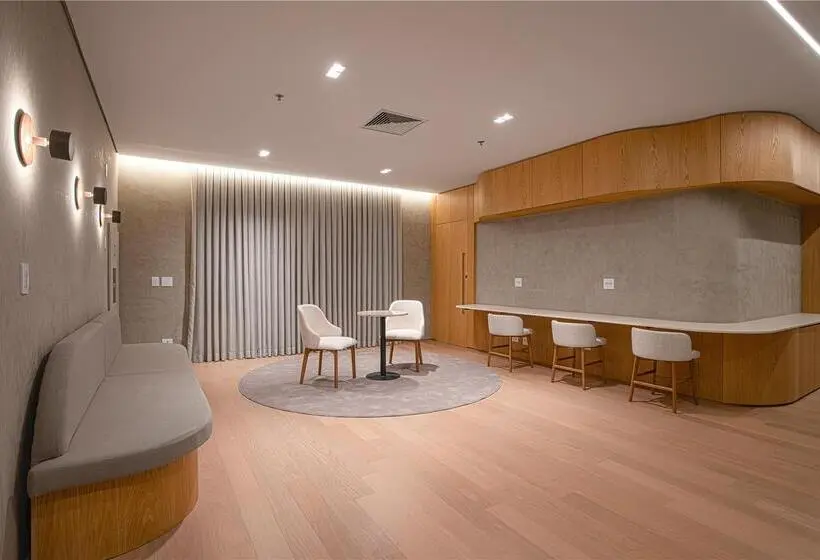 Qoya Hotel Curitiba, Curio Collection By Hilton