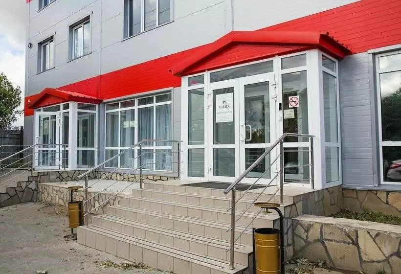 & Hostel Klever