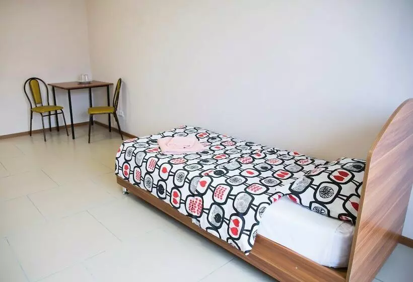 & Hostel Klever