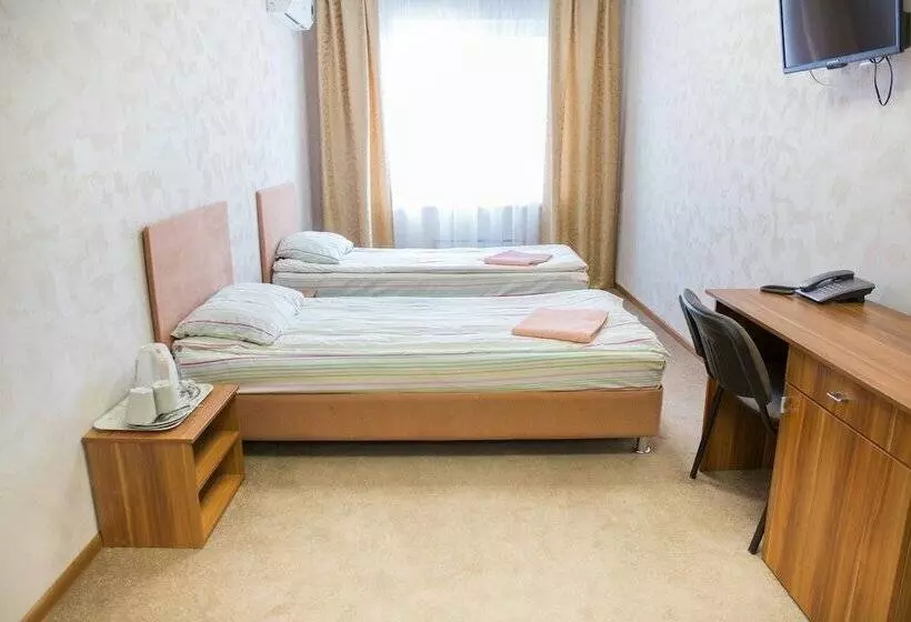 & Hostel Klever