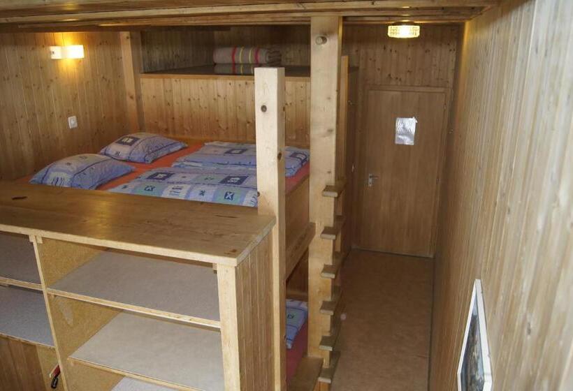 הוסטל Bärghuus Axalp