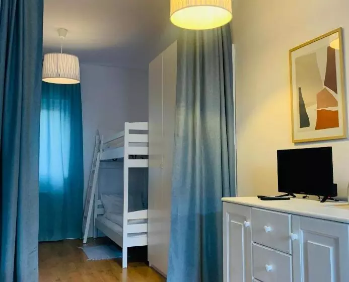 Aamiaismajoitus (B&B) Barcelona Rooms