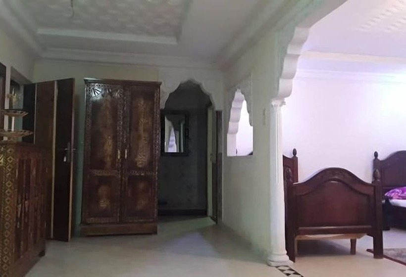 בית מלון כפרי Ain Leuh