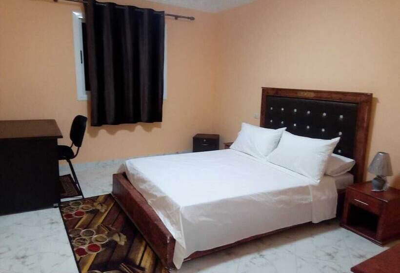 בית מלון כפרי Ain Leuh