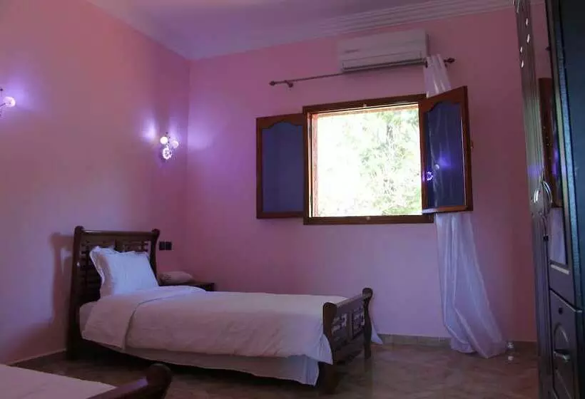 ホテル Hôtel Ajil Ouzoud