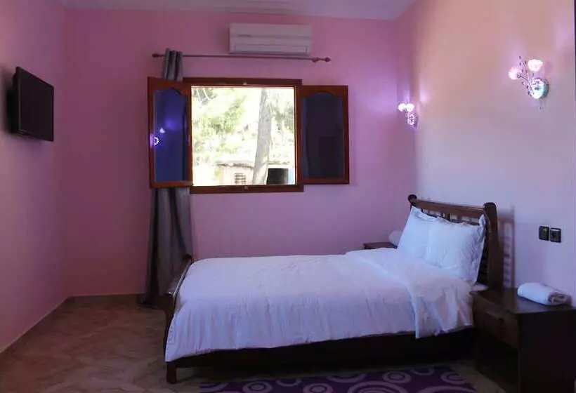 ホテル Hôtel Ajil Ouzoud