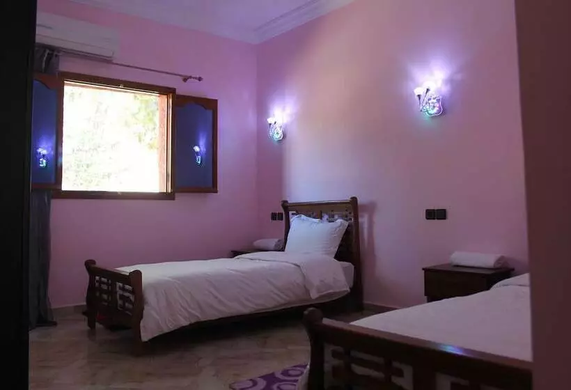 ホテル Hôtel Ajil Ouzoud
