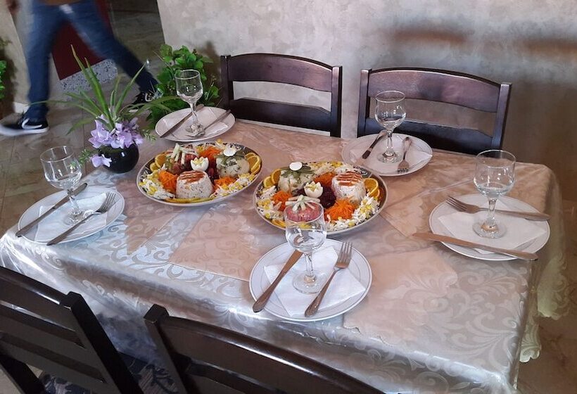 هتل Hôtel Ajil Ouzoud