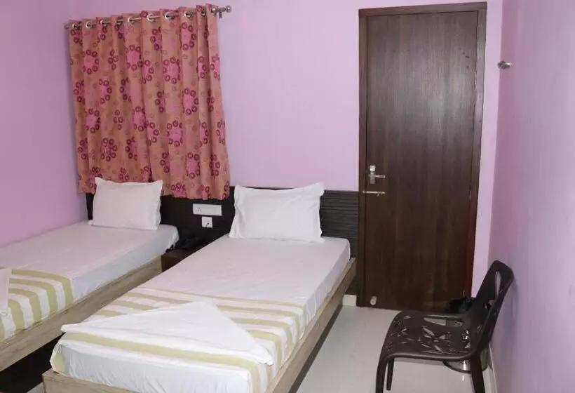 Hotelli Jeyam Residency