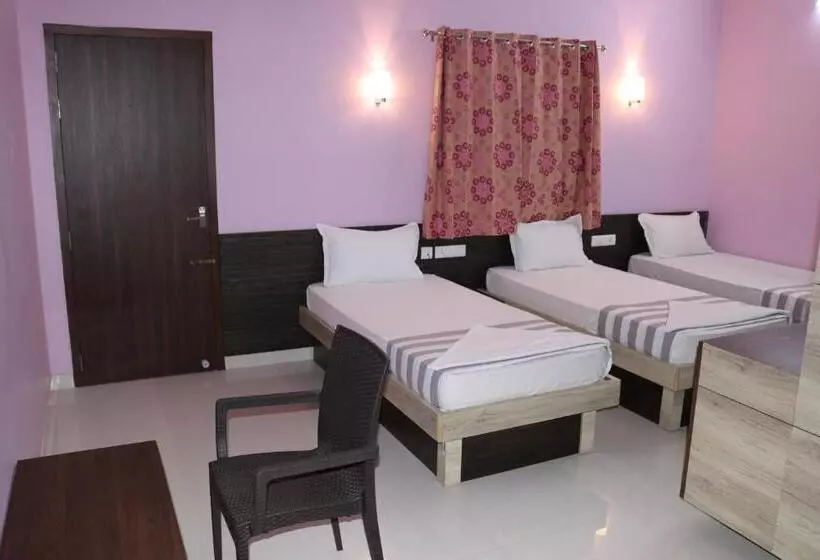Hotelli Jeyam Residency