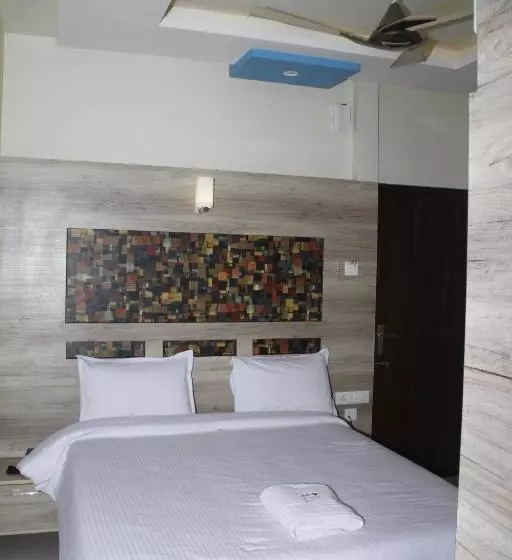 Hotelli Jeyam Residency
