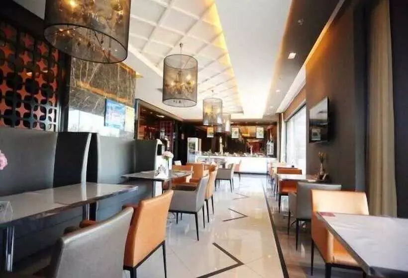 ホテル Jinjiang Inn Ulanhot Xinganmeng Municiple Government