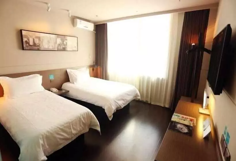 ホテル Jinjiang Inn Ulanhot Xinganmeng Municiple Government