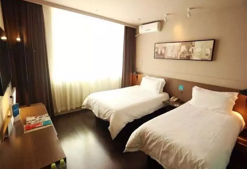 ホテル Jinjiang Inn Ulanhot Xinganmeng Municiple Government