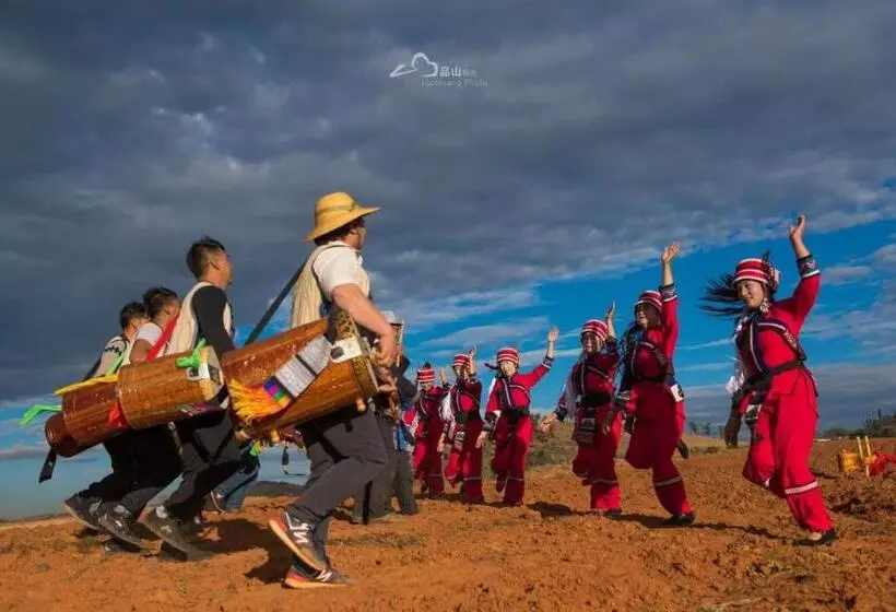 Majatalo Stone Forest Mijia Guest House