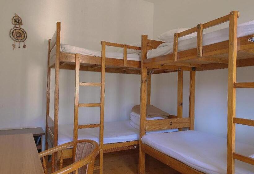 بنسيون Stone Forest Mijia Guest House