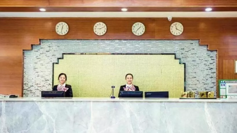 Greentree Alliance Hotel Cenxi Guangnan Road