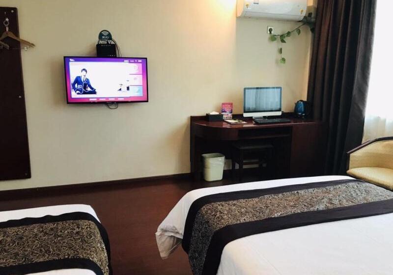 호텔 Greentree Inn Shangrao Poyang County Yingbin Avenue Express