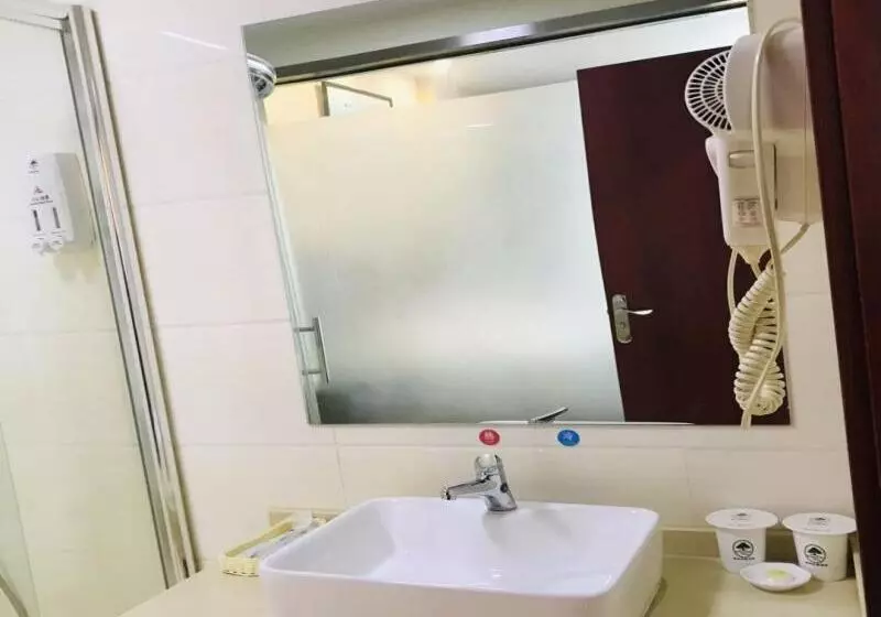 ホテル Greentree Inn Shangrao Poyang County Yingbin Avenue Express