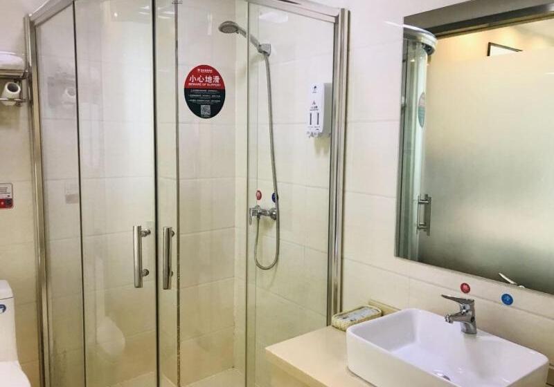 호텔 Greentree Inn Shangrao Poyang County Yingbin Avenue Express