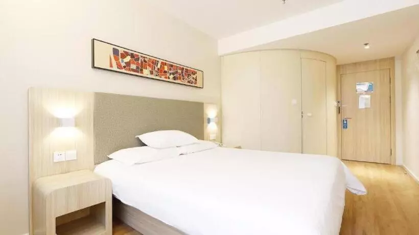 Hanting Hotel Hunchun Commercial Street