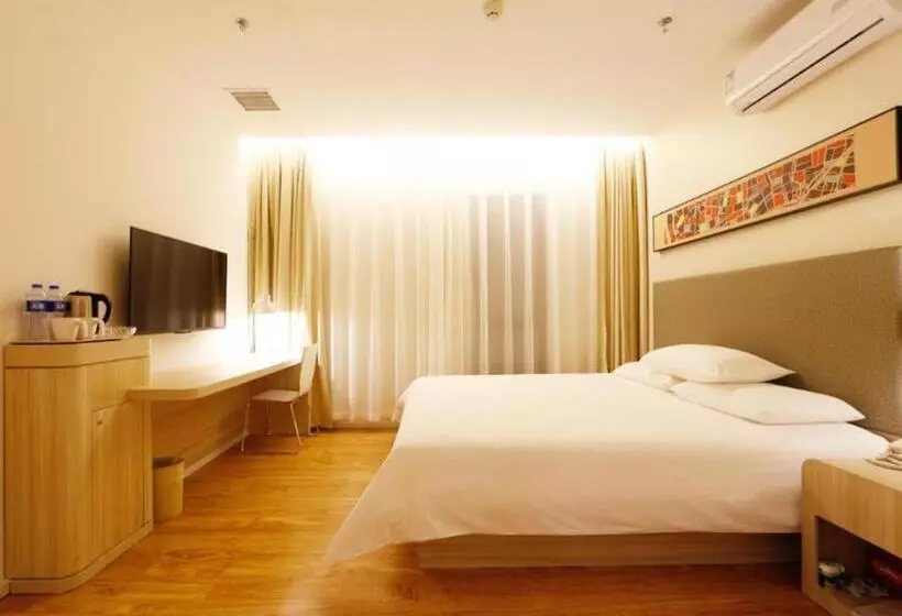 Hanting Hotel Hunchun Commercial Street