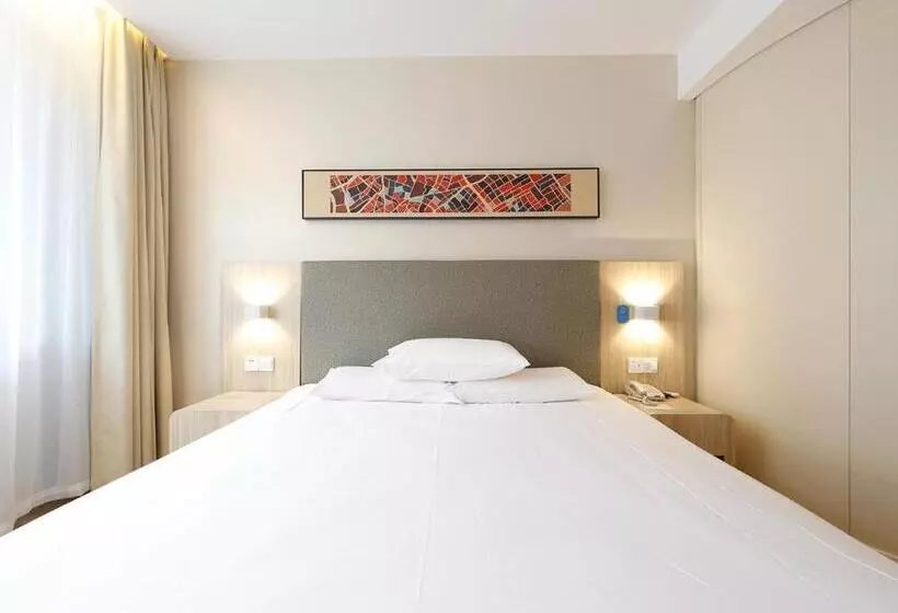 Hanting Hotel Hunchun Commercial Street