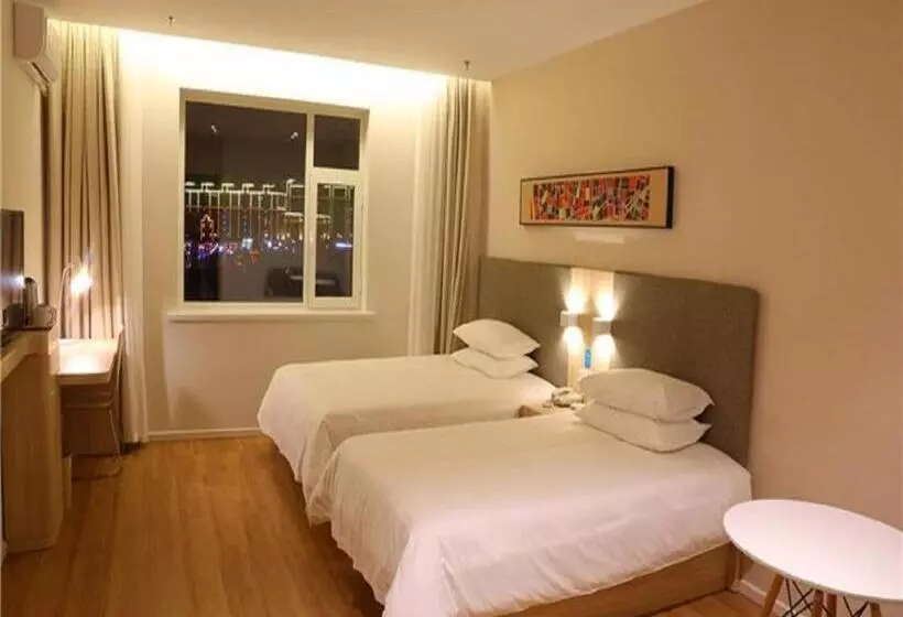 Hanting Hotel Hunchun Commercial Street