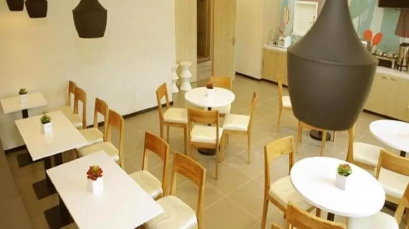 Hanting Hotel Hunchun Commercial Street