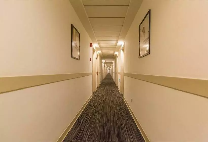 Hotelli Jinjiang Inn Zhangjiakou Huailai Shacheng Railway Station