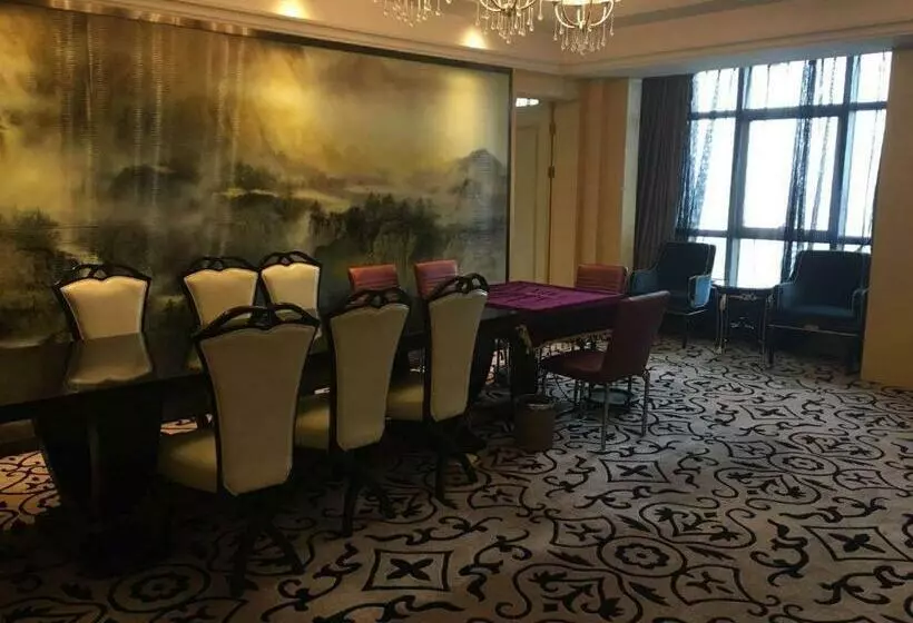 Hotel Ramada Yangzhou Baoying