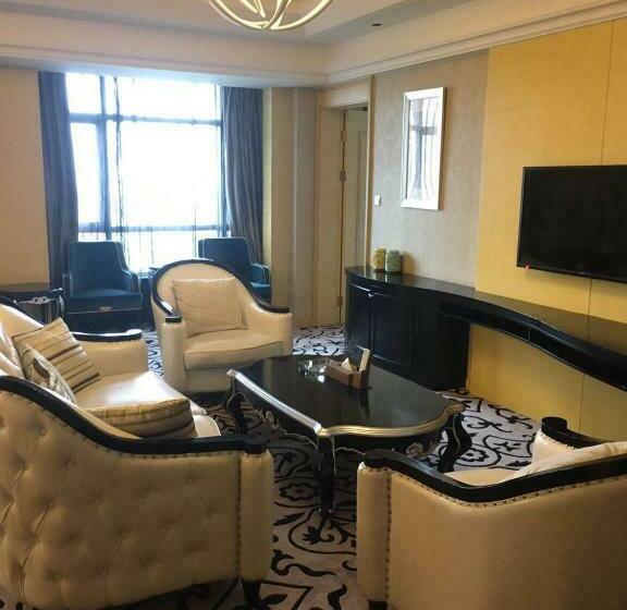 Hotel Ramada Yangzhou Baoying