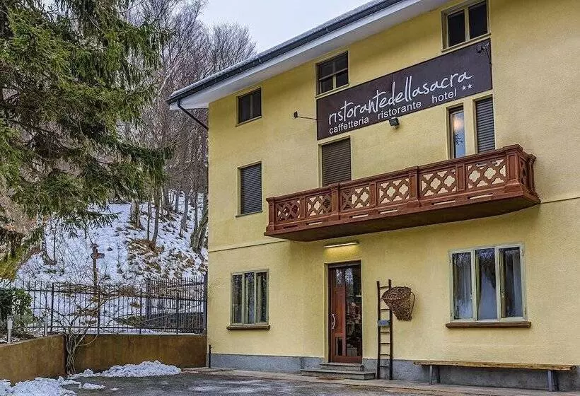 ホテル Albergo Ristorante Della Sacra