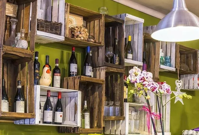 ホテル Albergo Ristorante Della Sacra