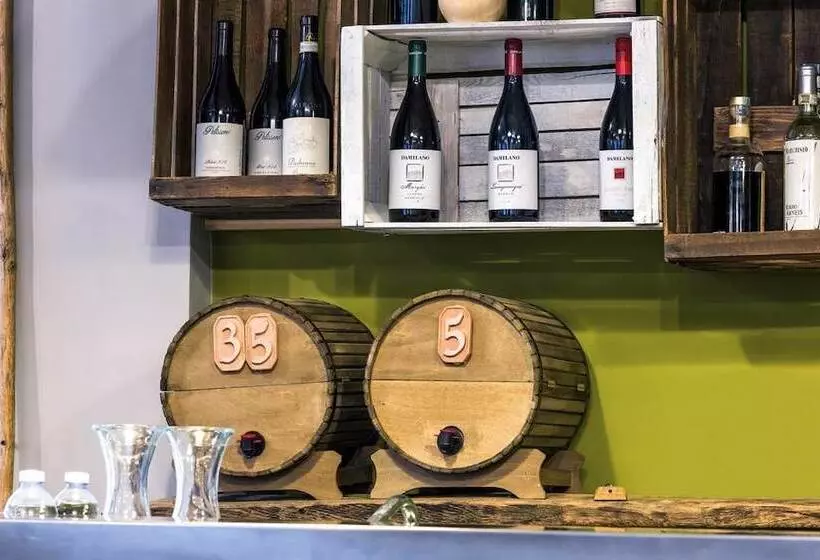 ホテル Albergo Ristorante Della Sacra