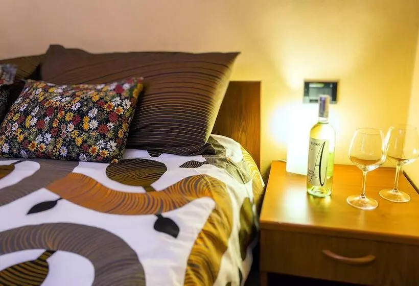 ホテル Albergo Ristorante Della Sacra