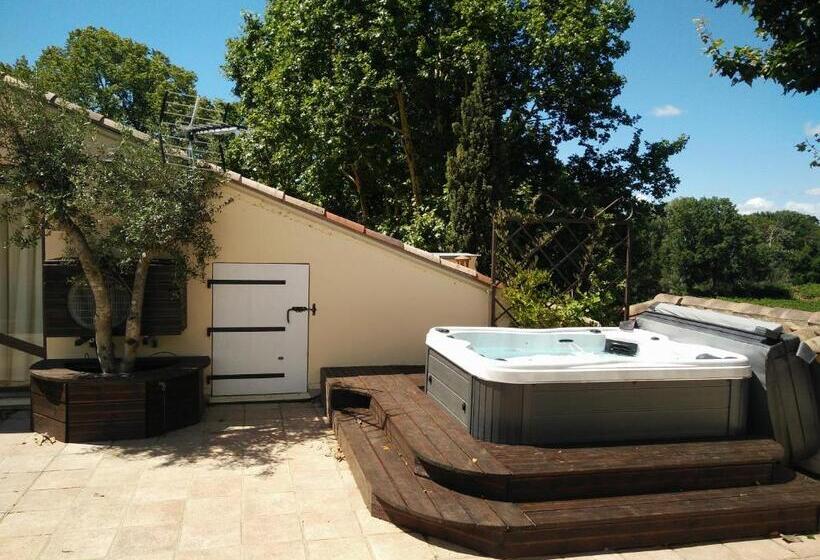 בית מלון כפרי Château Rieutort