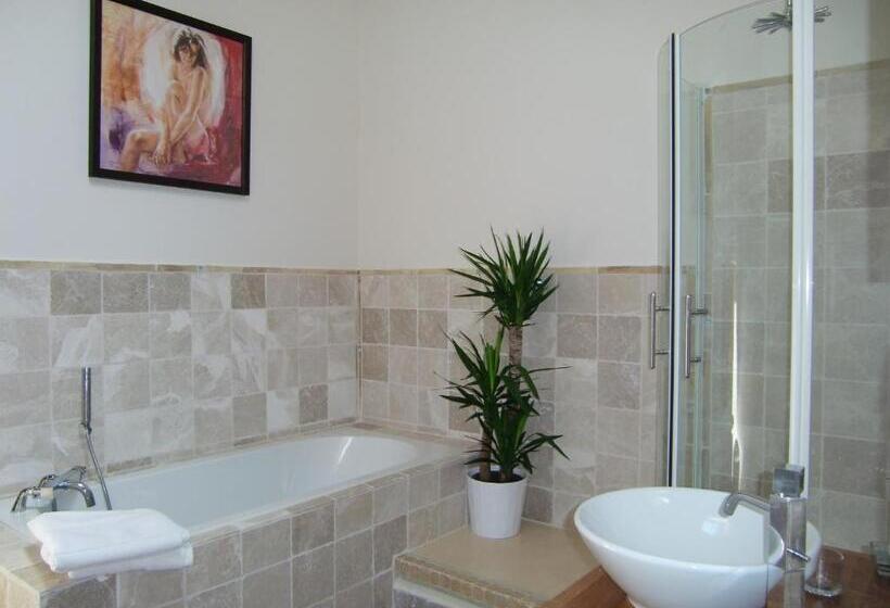 בית מלון כפרי Château Rieutort