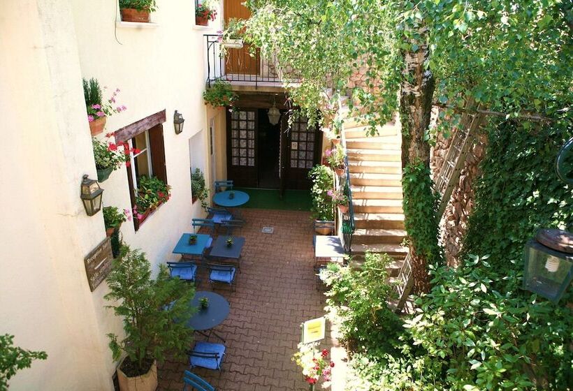 בית מלון כפרי De Bourgogne