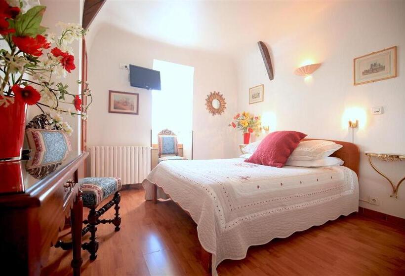 Отель De La Pagézie