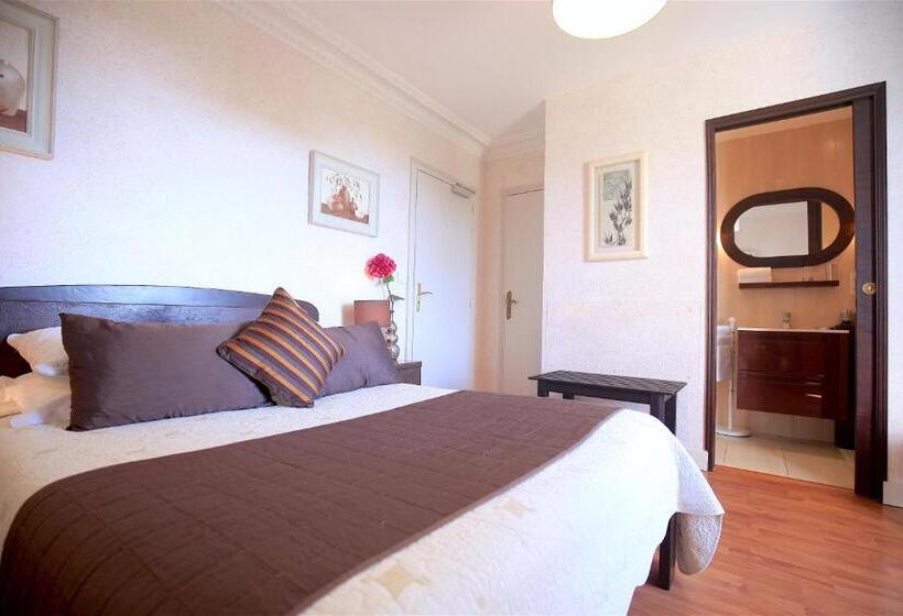 Отель De La Pagézie